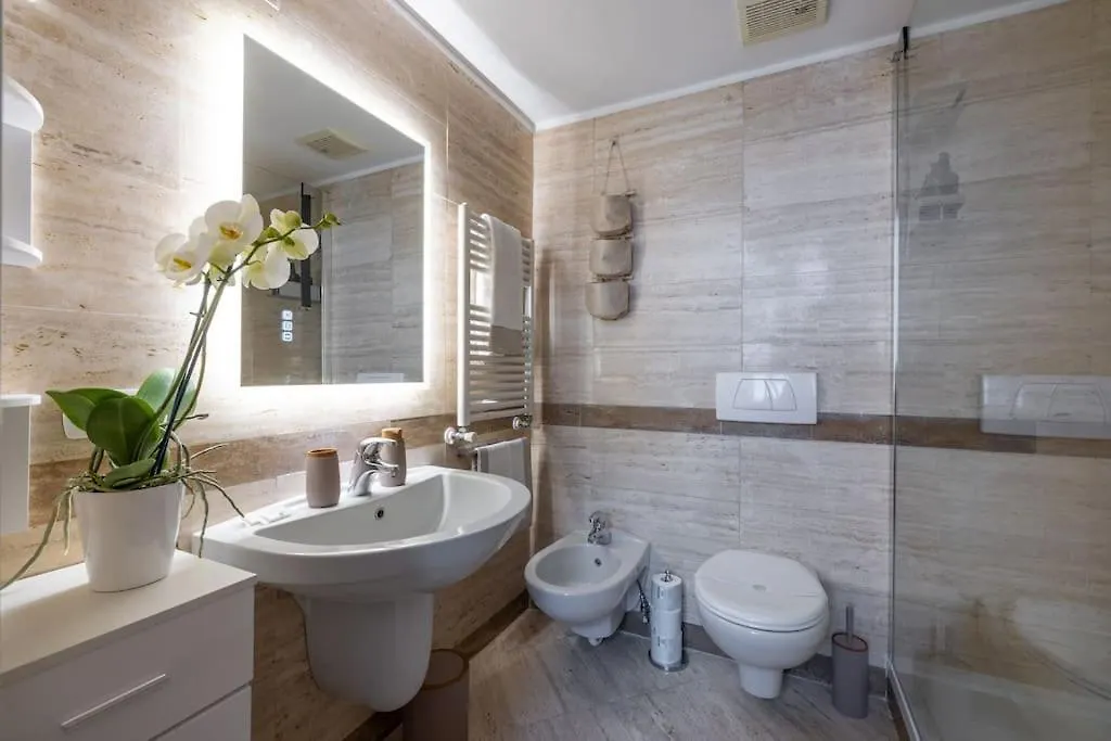 Nostromondo - Exclusive Loft - Split Level In Viale Parioli 0*, Рим
